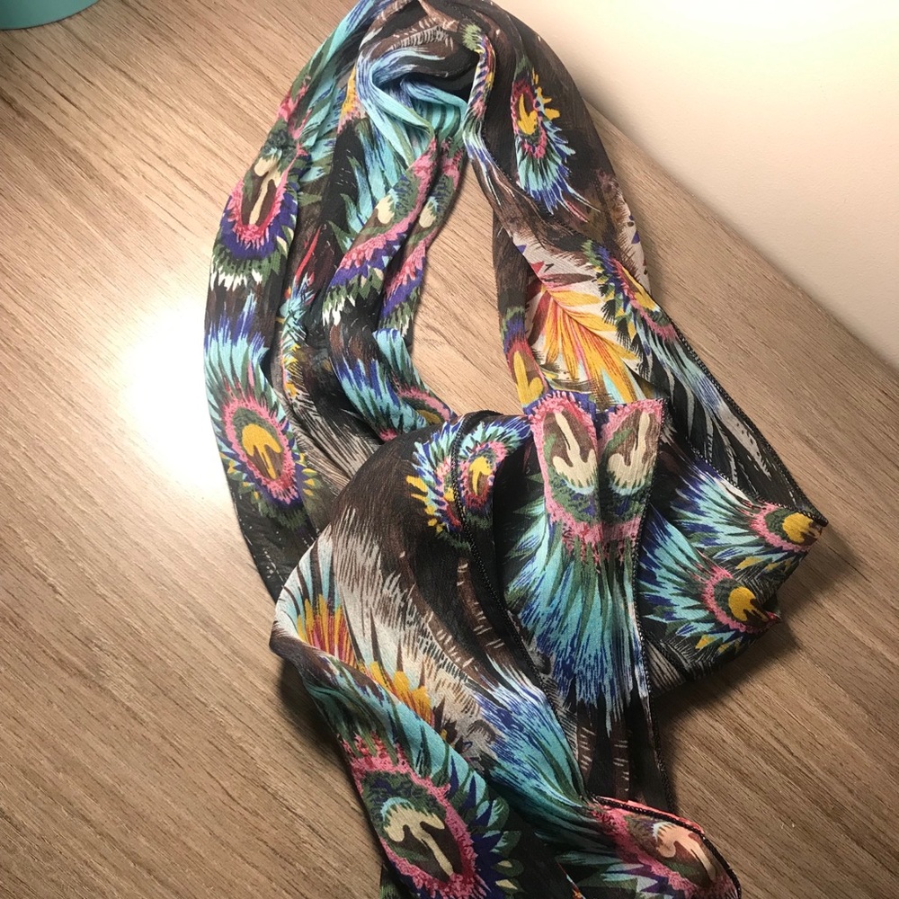 Peacock feather scarf